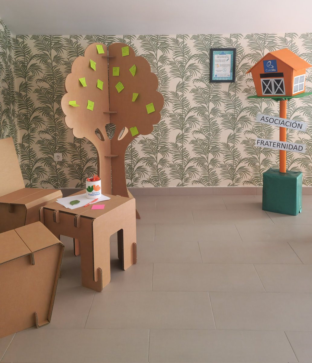 FraternidadAsoc's tweet image. ¡Cómo de chulo nos ha quedado nuestro punto de voz #CuidAs! ¡Y qué participativo! 👏
Como centro comprometido con el cambio, seguimos trabajando para dar más y mejores apoyos 💚🧡
@socialasturias_