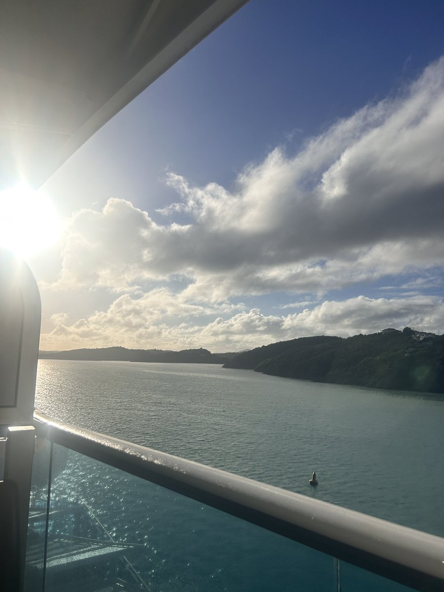 echo68's tweet photo. @antiguabarbuda arriving in port with Enchanted Princess https://t.co/GjlqeU0rtC