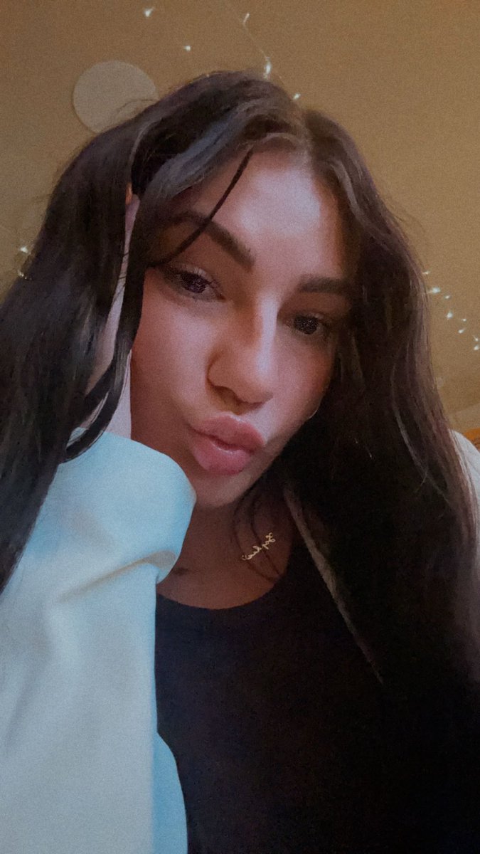 goddess97_marie's tweet photo. Your little angel has been very unwell but I am back😍😇! Who is going to let me drain their bank account and buy me feel good gifts 🤑
#paypig #walletdrain #loser #goddess #ballbusting #sissy #femdom #emptywallet #money #spoiltbrat #princess #cashcow #subfund https://t.co/F6d7oTTz60
