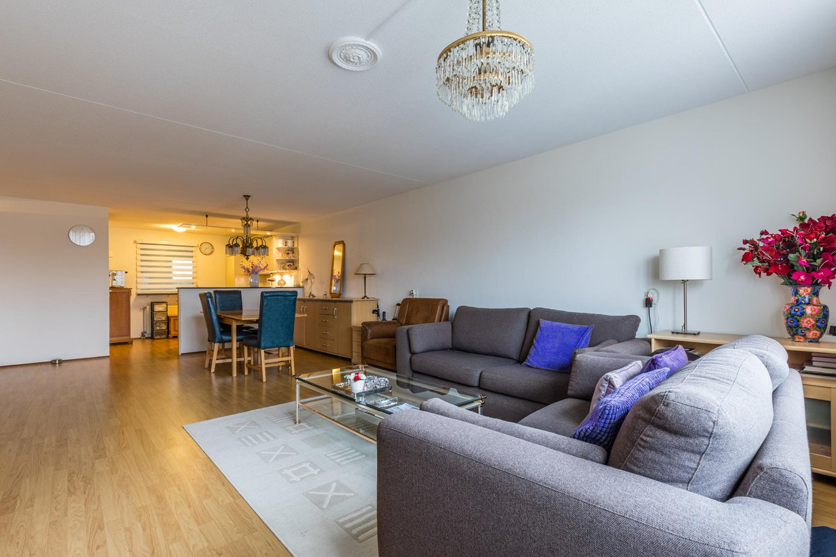 dbMakelaardij's tweet photo. Comfortabel wonen met prachtig uitzicht in Castricum 
Op een schitterende locatie in het appartementencomplex "Sciebeek".
 https://t.co/jp55bhnwHX #deBreeMakelaardijZaanstad #TeKoop #Castricum https://t.co/I9iTIfp182