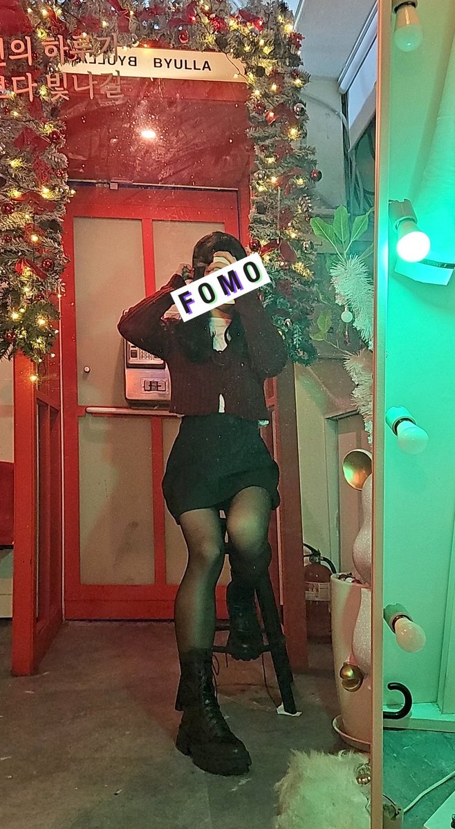 불은 한자로 "화", 불 화라고 하죠

불금대신 근본력 있는 불화를 즐기도록 합시다.