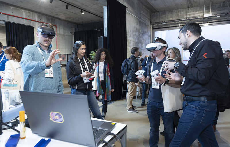 EdutechCluster's tweet photo. 💡 ¿Quieres conocer las últimas tendencias en #edtech? ¿Te gustaría participar en la conversación sobre el presente y el futuro de la #educación?

💥 En el #edtechcongressbcn25 te esperan dos días de ponencias, talleres, exposiciones y ¡mucho más! ➡️ https://t.co/t2s6BQEbPT