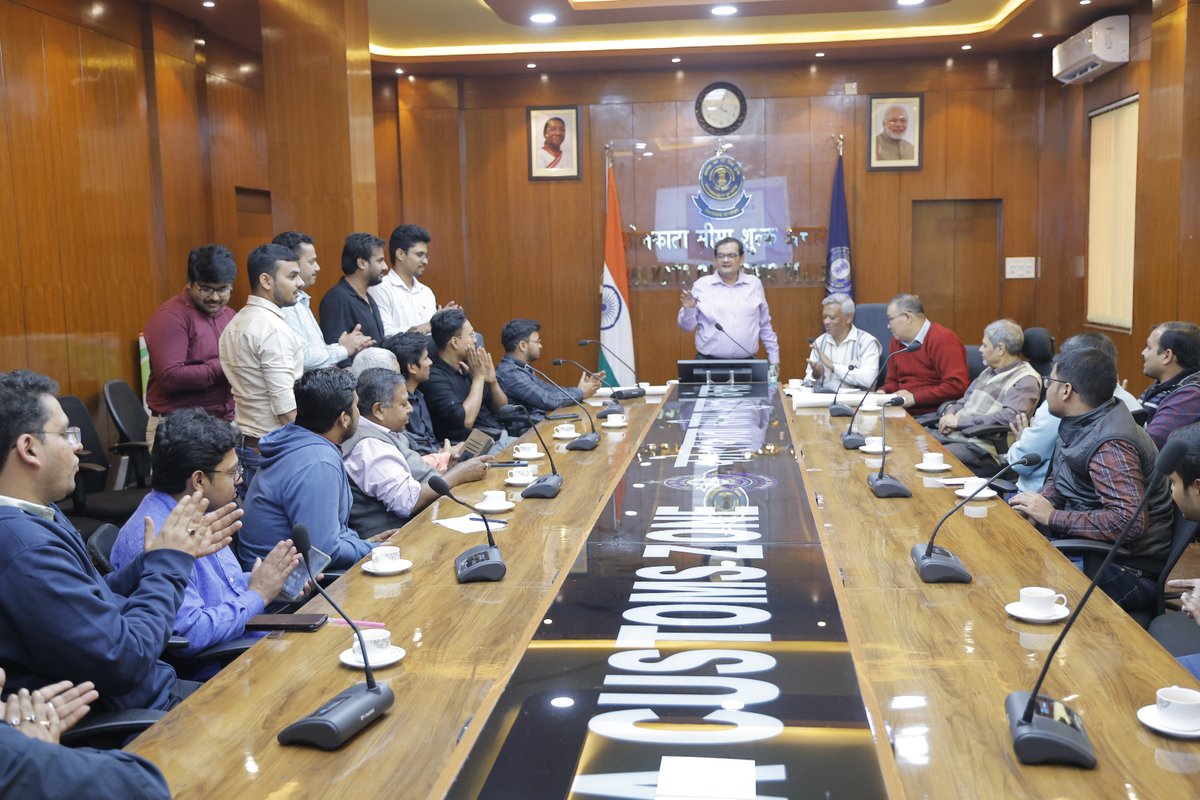 Kolkata Customs tweet media