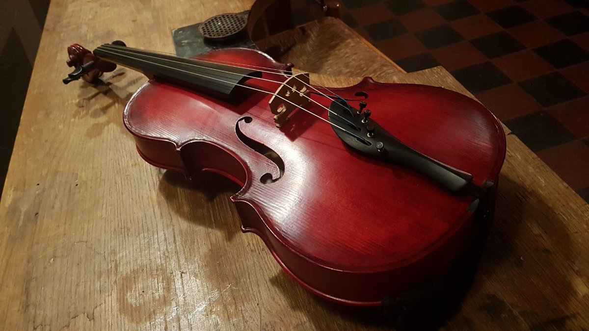 Instruments that are setup well are easier to play on and sound better. This is the same for both "student" and professional instruments.  #ViolinCare #InstrumentSetup