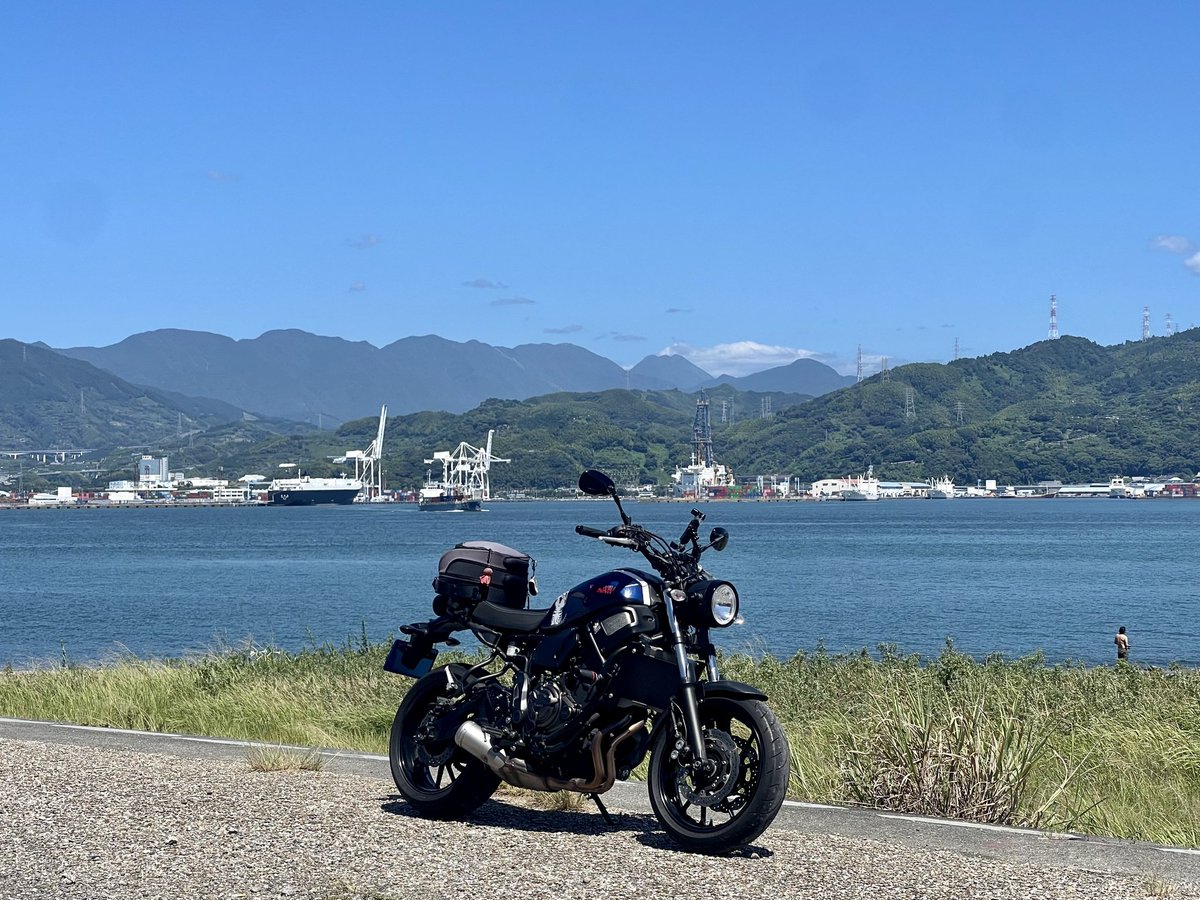 Funkyrider60's tweet photo. #これを見た人は愛車の背景が海の画像を貼れ https://t.co/1K6zZCThUq