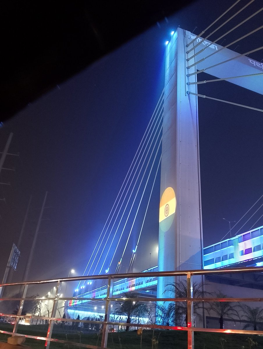 Times_of_NITIN's tweet photo. #parthala flyover Noida
@noida_authority @PMOIndia https://t.co/w9tb6tG1sX