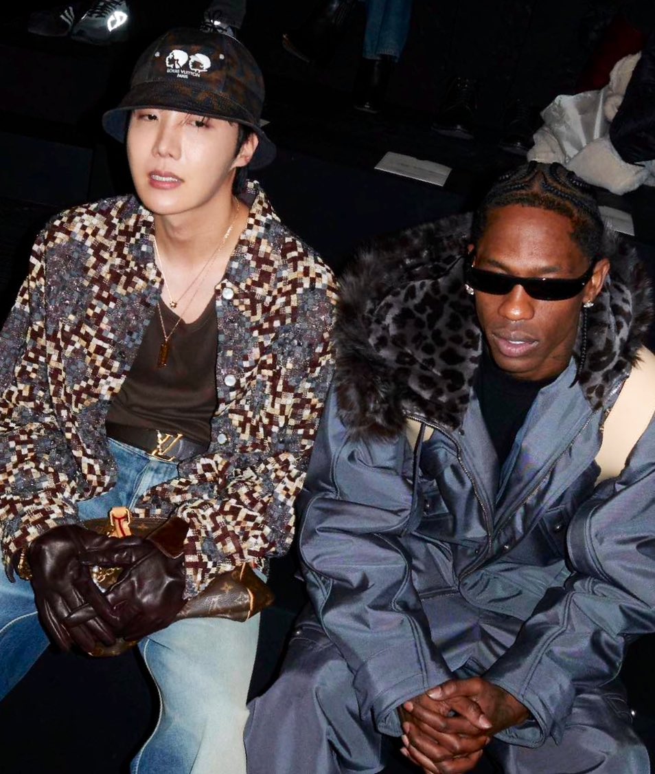 LaflameScott's tweet image. J-HOPE &amp;amp; TRAVIS SCOTT🔥