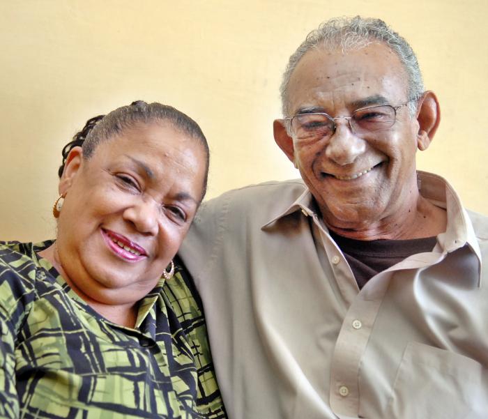 Mario Limonta, perdurable.
Ofrendas florales del General de Ejército Raúl Castro Ruz, líder de la  Revolución Cubana, y del Presidente Díaz-Canel, honraron al querido  actor.#Sanctispiritusenmarcha