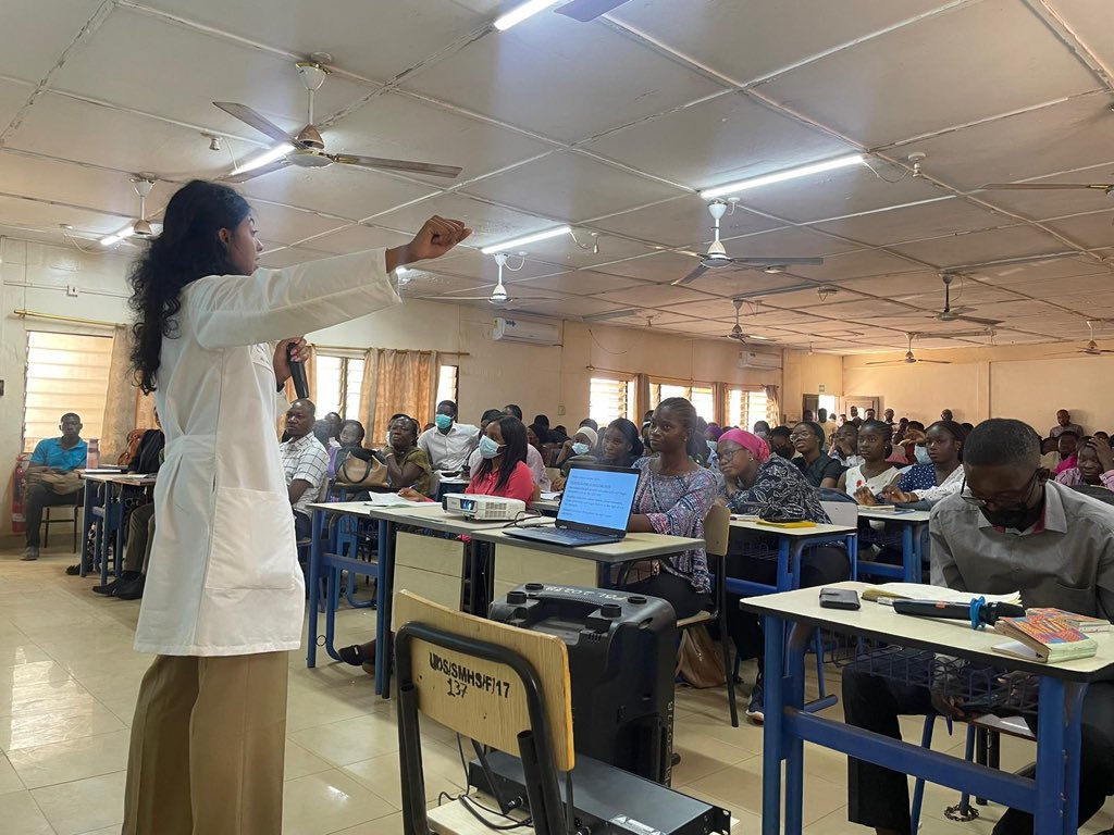 SungitaKumar's tweet photo. So thrilled to be at Tamale Teaching Hospital in Ghana for 3 weeks, where I get to teach neurology to medical students and residents, and learn from the experts here! From lectures to the wards, hands-on teaching is always a blast #globalneurology https://t.co/jy1UgFYFlZ