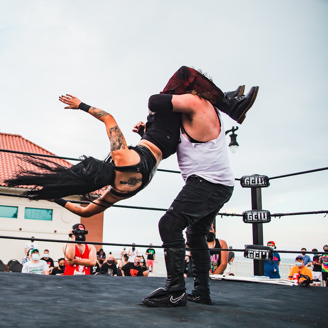xLitaFan4Everx's tweet photo. More folk need to get eyes on this match. Watch it and enjoy how badass my girl is. 🩸⛓️👊🏻

@CoraJadeWWE vs. @TheJimmyLLoyd 

https://t.co/6ppTEKW9ER

#GCW 
#CoraJade 
#HardCora 
#ElaynaBlack 
#JimmyLloyd 
#DeathMatch https://t.co/rHTLxx6G1P