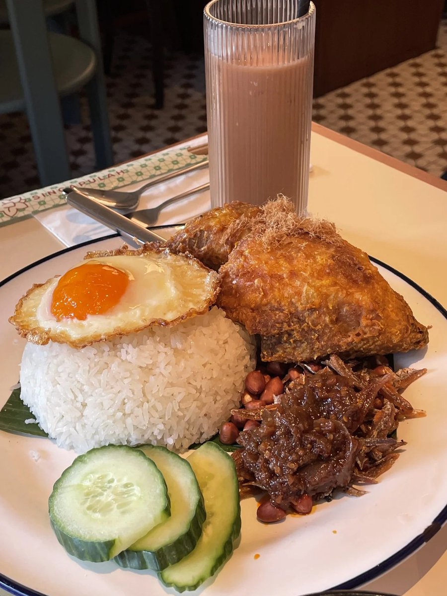 SultanAngger's tweet image. This is how I prepare my lunch to get my energy for the day.🥰