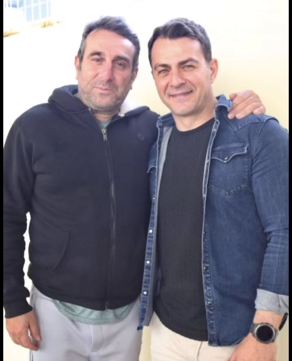kikikara18's tweet photo. Ηλίας και Ντάνος, οι παίκτες που έκαναν τον θεατή να αγαπήσει το  #survivorGR  και πρόσφεραν όμορφες στιγμές αγωνιστικότητας, δοτικότητας κι επιβίωσης.♥️ https://t.co/xEoDYf6YPQ