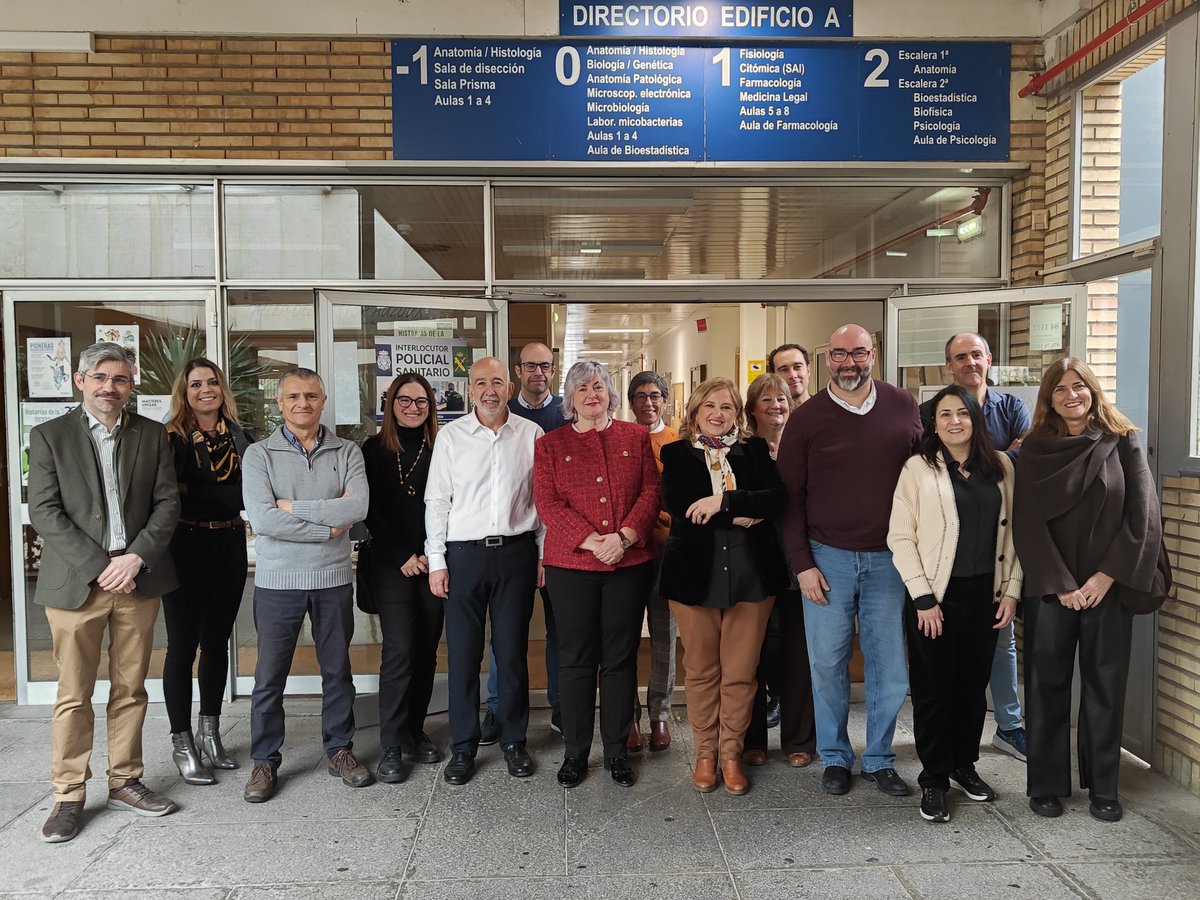 UCC unizar (@uccunizar) on Twitter photo Enhorabuena! 👏
<a href="/unizar/">Universidad Zaragoza</a> logra 10 equipamientos científico-técnicos de última generación, valorados en 4,4M€, con el respaldo de <a href="/CienciaGob/">Ministerio de Ciencia, Innovación y Universidades</a> y <a href="/GobAragon/">Gobierno de Aragón</a>, lo que reforzará la capacidad investigadora del campus.
<a href="/RosaBoles1/">Rosa Bolea</a> #Gayán <a href="/SaiUnizar/">SAI Unizar</a> <a href="/iochgar/">Ignacio Ochoa</a>
tinyurl.com/3yen4yr8 Enhorabuena! 👏
<a href="/unizar/">Universidad Zaragoza</a> logra 10 equipamientos científico-técnicos de última generación, valorados en 4,4M€, con el respaldo de <a href="/CienciaGob/">Ministerio de Ciencia, Innovación y Universidades</a> y <a href="/GobAragon/">Gobierno de Aragón</a>, lo que reforzará la capacidad investigadora del campus.
<a href="/RosaBoles1/">Rosa Bolea</a> #Gayán <a href="/SaiUnizar/">SAI Unizar</a> <a href="/iochgar/">Ignacio Ochoa</a>
tinyurl.com/3yen4yr8