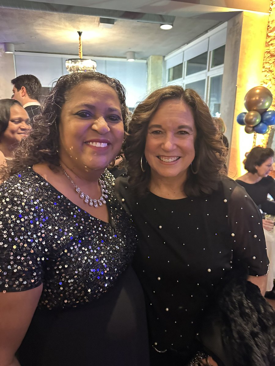 Evelyn Edney (@edneyevelyn) on Twitter photo I met Cindy Marten as an <a href="/NASSP/">National Assoc. of Secondary School Principals</a> Board member when she was the US Deputy Secretary of Education. She is so down to earth and always has kids in her head when making decisions. Looking forward to rolling up our sleeves and getting to work for Delaware! I met Cindy Marten as an <a href="/NASSP/">National Assoc. of Secondary School Principals</a> Board member when she was the US Deputy Secretary of Education. She is so down to earth and always has kids in her head when making decisions. Looking forward to rolling up our sleeves and getting to work for Delaware!