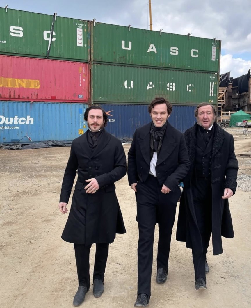 memilies's tweet photo. providing this photo free of charge so all my favorite film guys On Here can use it to indicate that they and their boys are on their way somewhere. https://t.co/VCVu4jSi8T