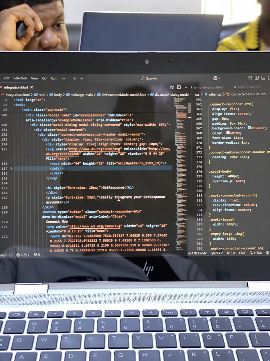 Brightnwenenda1's tweet image. Why do you guys dislike pure html, css and js 🥹😅