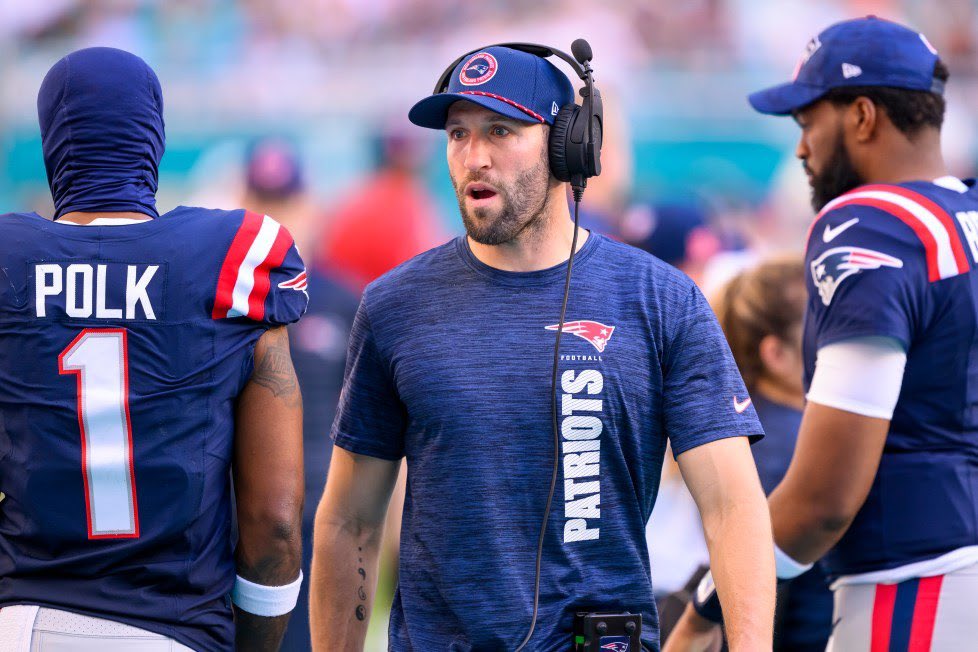 mikekadlick's tweet photo. The top of the #Patriots coaching staff is officially set: 

🏈 HC: Mike Vrabel
🏈 OC: Josh McDaniels
🏈 DC: Terrell Williams
🏈 STC: Jeremy Springer https://t.co/msDe8KnTF5