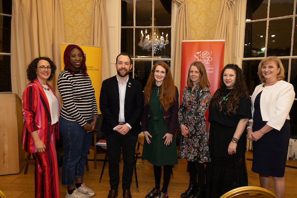 WalesinIreland's tweet photo. 🏴󠁧󠁢󠁷󠁬󠁳󠁿🇮🇪 Last night we held our St Patrick &amp; St David's dialogue with @HumanitiesUCD in @MoLI_Museum 
We had outstanding bilingual &amp; trilingual performances, and such a rich panel discussion about creativity, cultural well-being, our  languages, future generations and climate. https://t.co/uCG0mjkeKa