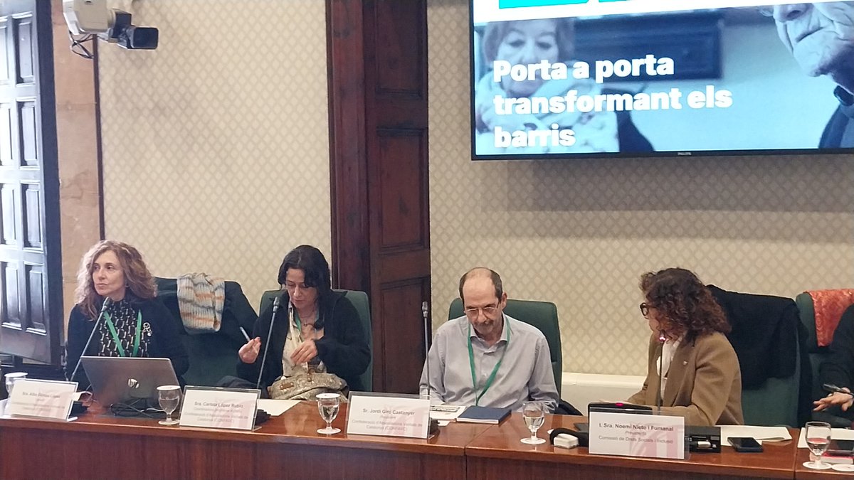 ➡️Avui una delegació de la <a href="/CONFAVC/">confavc</a> ha participat a la Comissió de Drets Socials i Inclusió del <a href="/parlamentcat/">Parlament de Catalunya</a> per a demanar que el projecte
<a href="/A_porta_/">A-porta</a> sigui un projecte estratègic de Govern.  

👏Molt bona acollida de la majoria de l'arc parlamentari 
🔗confavc.cat/aporta-alparla…