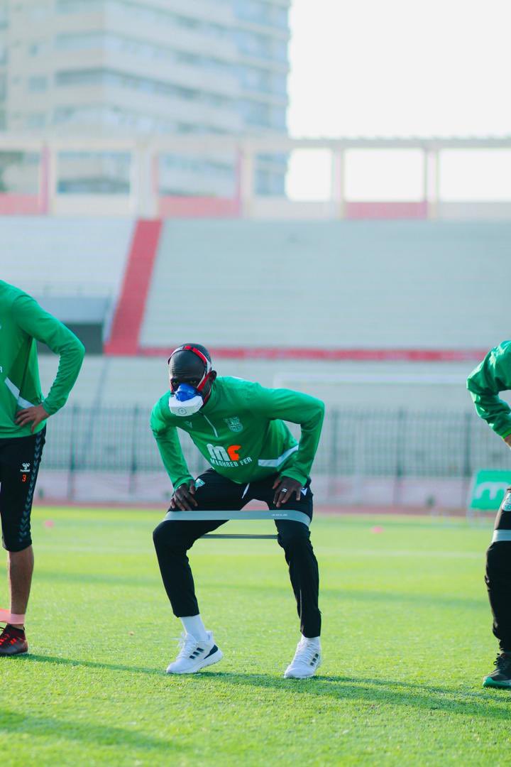 FodeCamaraFC's tweet photo. Travail d’intégration. 💚🤍. 🎻🎯🔥🙏🏾.
#FC18 https://t.co/RtZS8oOxam