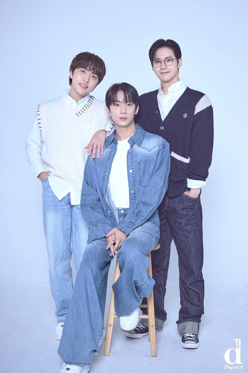 fallforcnu's tweet photo. the mom, the first born and the youngest child 😌 https://t.co/QhwaEbShP0