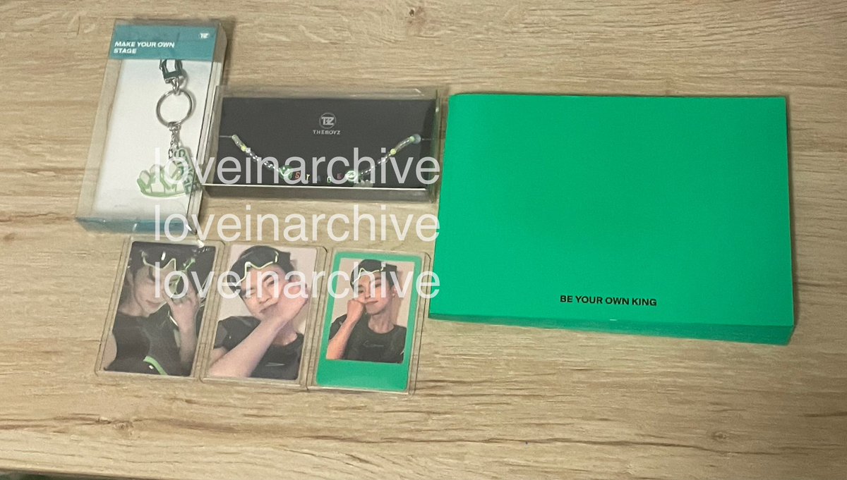 loveinarchive's tweet photo. wts/lfb • pls help rt! 

the boyz q / changmin be your own king byok set

bracelet, keychain, selfie book — all with photocards (5000 php for the entire set, negotiable)

tags: tbz 더보이즈 큐 창민 https://t.co/lcGbWvuec3
