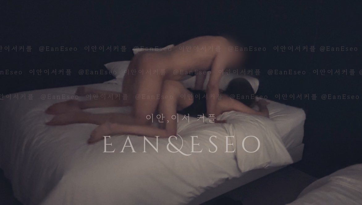 EanEseo's tweet photo. #초대남 #초대 #부커 #부커만남
두번째 초대남이랑.. 난 가장 자극받을때가 박히면서 초대남 목을 꽉 끌어안을때 가장 꼴포..😗  혹은 침대시트 움켜쥘때?ㅋㅋ 저때는 다했네요 https://t.co/w4z5ixZrgz