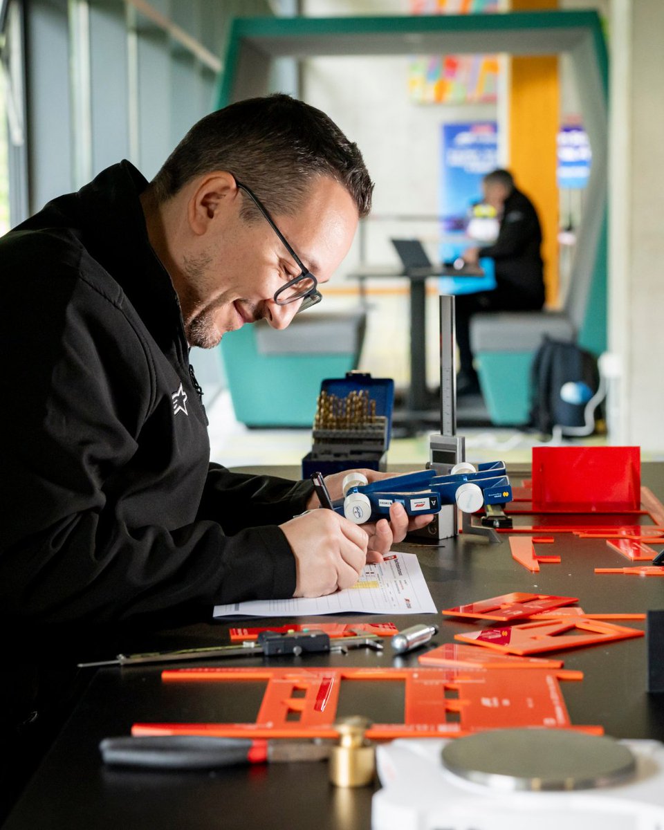 Calling all industry experts! 👇

We’re looking for judges to join us at the F1 in Schools UK Regional Finals, starting with our East Anglia events next week on 29th and 30th January at Sprowston Community Academy 🏎

Tap the link to apply app.smartsheet.com/b/form/0cab234… 🔗