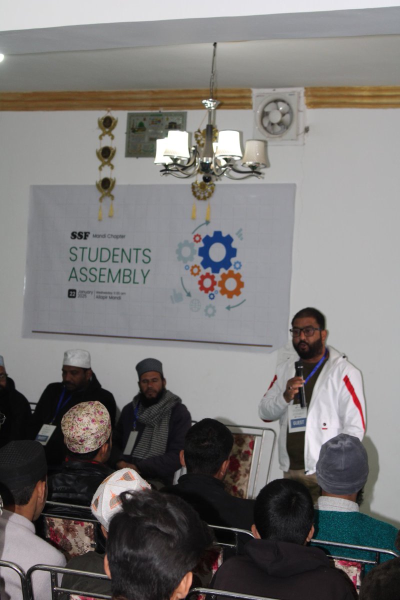 AtishRaiz9932's tweet photo. Am grateful to Sunni Students Federation for giving honor while inviting as Chief guest in a convocation organized today at Mandi. 
This federation is doing great job in the society and making great efforts to keep away youth from the ill practices. https://t.co/wVYXHbyXXk