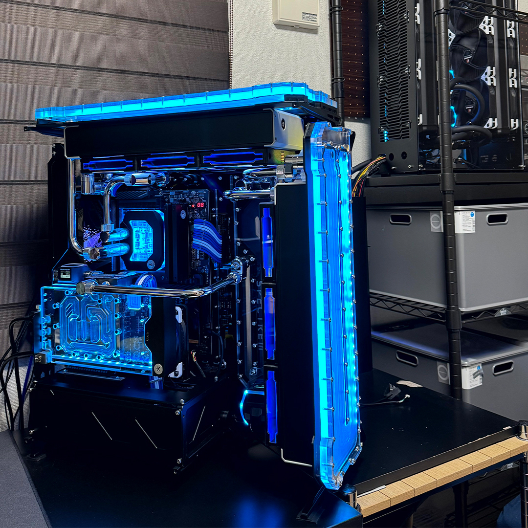 SingularityC's tweet photo. Spectre Antumbra Build By Customer
View more photos here ▶️ https://t.co/S9QH865rfX
#pcbuild #gamingpc #singularitycomputers #custombuild #watercooledpcaustralia #pcsetup #liquidcooling #custompaint #watercoolingpc #spectre #spectre3 #spectreantumbra #spectre3antumbra https://t.co/49nvlRHDfd