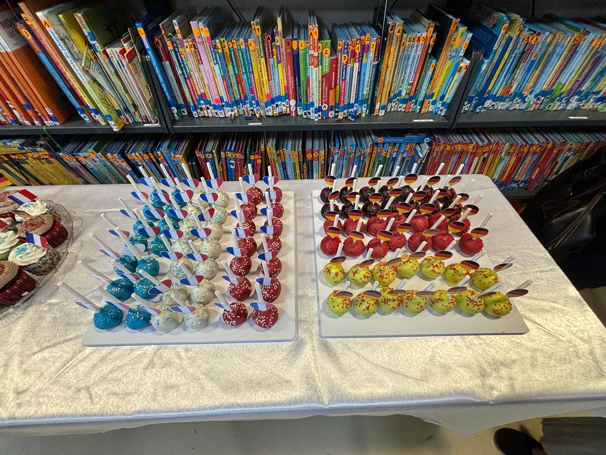 France aux Emirats 🇫🇷🇪🇺 tweet media