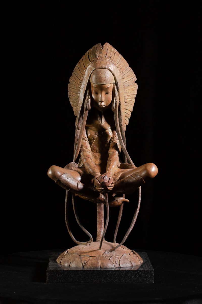 «Water lily», bronze, patination, granite, h-93 cm, 2019

#andreyostashov #lithography #graphicart #artgallery #sculptor #bronzesculpture #sculpture