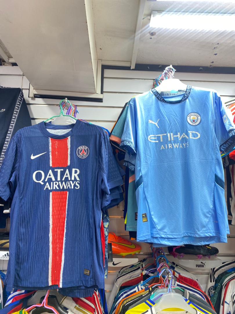 Disponible watshapp 692853756