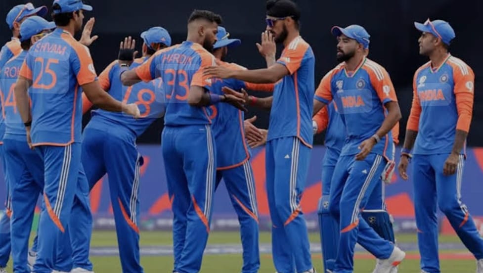 India won the toss and chose to bowl.
The match will start at 7 PM.
🇮🇳🇮🇳
#INDvENG 
#SuryakumarYadav #INDvENG