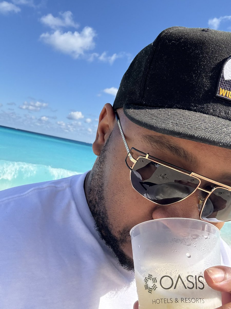 𝓛𝓾𝓪 tweet media