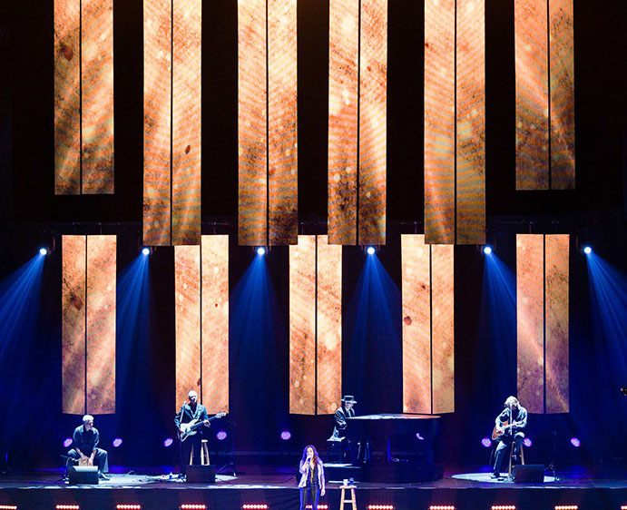 pixelflexled's tweet image. 🎥 Revolutionizing live production started with our LED FLEXCurtain! Lightweight, flexible, and perfect for stunning visuals in any venue.

Is it right for your project? Find out in our latest blog: 
👉  pixelflexled.com/what-is-an-led…

#LEDVideoCurtain #LiveProduction #PixelFLEX