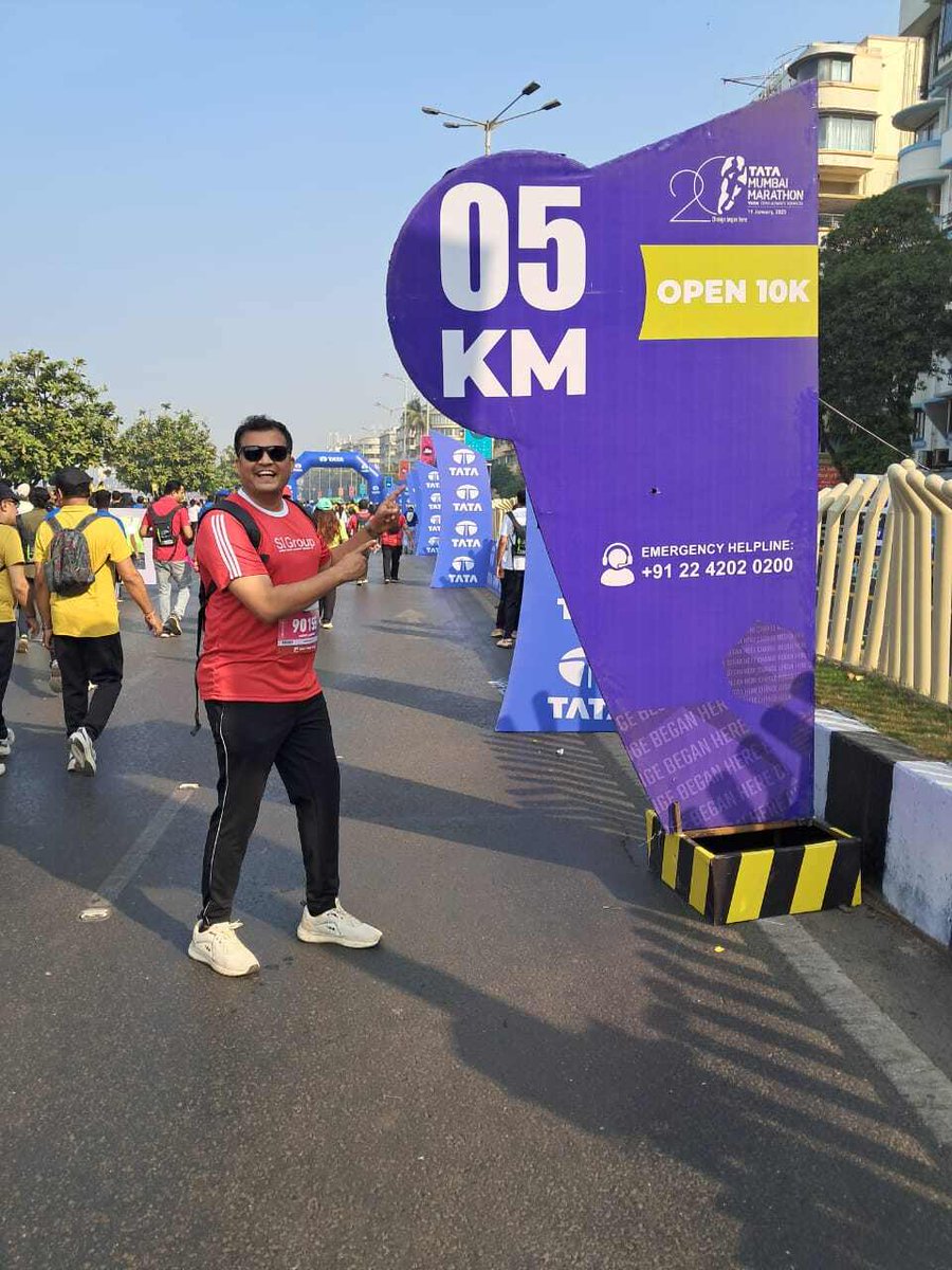SIGroupInside's tweet photo. Our SI Group India team participated in the 20th #TATAMumbaiMarathon2025. The team joined together in the spirit of celebrating health, community, and camaraderie. Congratulations to all of the participants! Your determination and teamwork are truly inspiring! #IgniteImpossible https://t.co/LzrJ1SbTxi