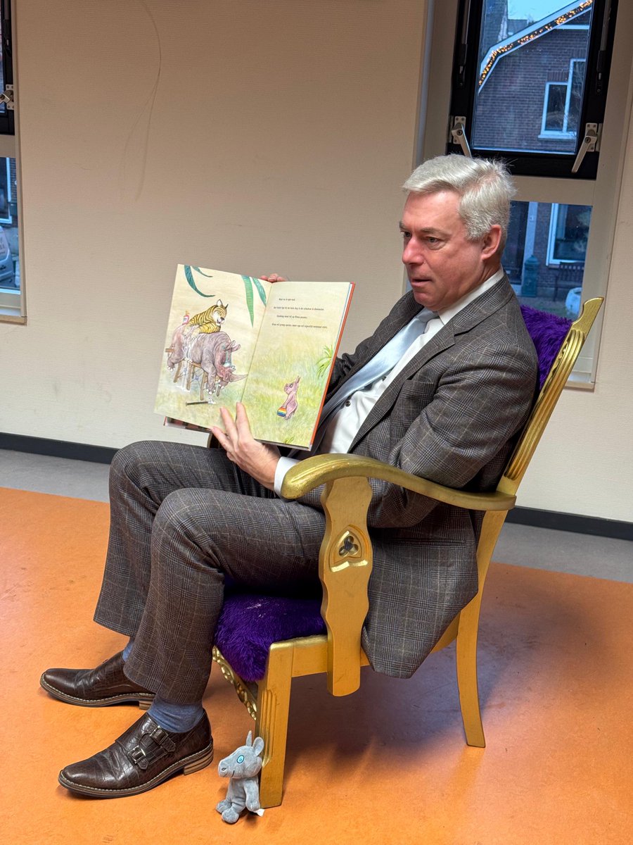 Vandaag voorgelezen in bibliotheek Ouderkerk aan den IJssel over neushoorn Rinus aan twee groepen van kinderopvang. ⁦<a href="/Krimpenerwaard/">Gemeente Krimpenerwaard</a>⁩ #nationalevoorleesdagen