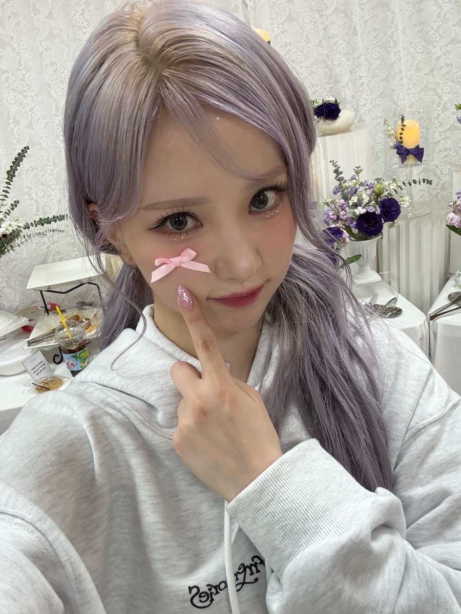 FINALLY A SELCAS FROM EUNHA