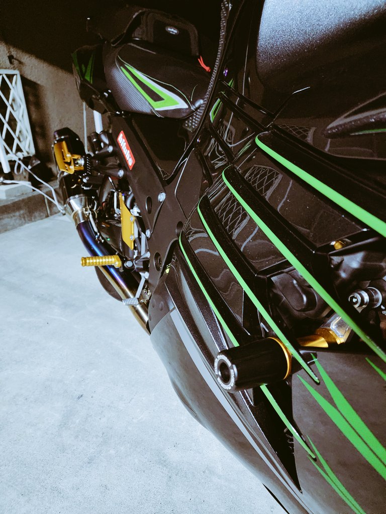 DM44074871's tweet photo. やりきったぜ😁プチカスタムを添えて😆
#ZX14R 
#ZEROPOINTSHAFT 
#ZEROPOINTLINK https://t.co/olYlgG2vV4