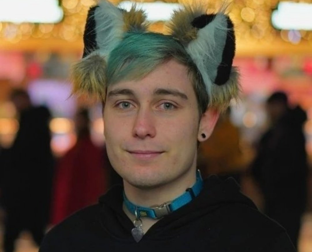 ❓ schon mal dran gedacht, dir die Haare in ner krassen Farbe zu färben?

💬 Been there done that. 

#tellonym  
tellonym.me/Alterrativ/ans…