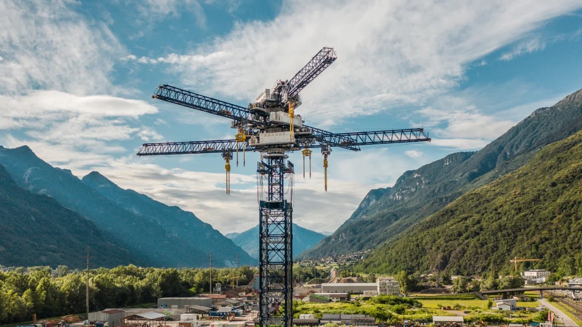 Powering_IND's tweet photo. 1/4 Gravity Energy Storage is an emerging technology that leverages the force of gravity to store energy. It provides an innovative, cost-effective alternative to traditional battery storage, contributing to sustainability. #RenewableEnergy https://t.co/cGnnacsGoM