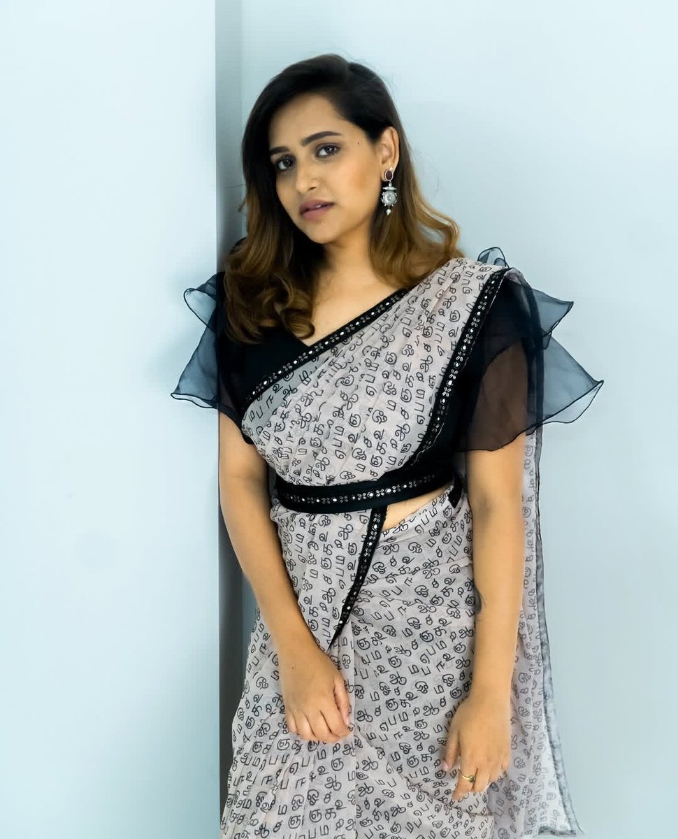 Azhagu Thangapulla 🫠🫶🏻🖤✨

#BiggBossTamil8  #Jacqulinelydia𓃵
<a href="/jackline_lydia/">Jacquline🎉🎉🎉🎉</a>