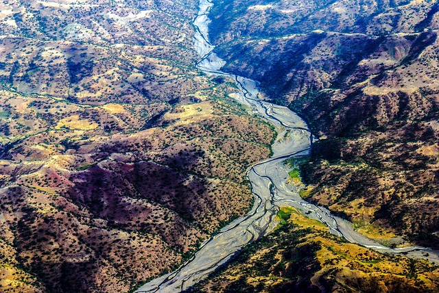 MPLSOxford (@mplsoxford) on Twitter photo Amdemichael Tadesse, Postdoctoral Fellow <a href="/OxUniEarthSci/">Oxford Earth Sciences</a> explains the recent increase in earthquakes and tremors in Ethiopia’s Afar and Oromia regions and localised magmatic activity.
👉 Read the article in <a href="/ConversationUK/">The Conversation</a>: ow.ly/Js8T50UKW9y Amdemichael Tadesse, Postdoctoral Fellow <a href="/OxUniEarthSci/">Oxford Earth Sciences</a> explains the recent increase in earthquakes and tremors in Ethiopia’s Afar and Oromia regions and localised magmatic activity.
👉 Read the article in <a href="/ConversationUK/">The Conversation</a>: ow.ly/Js8T50UKW9y