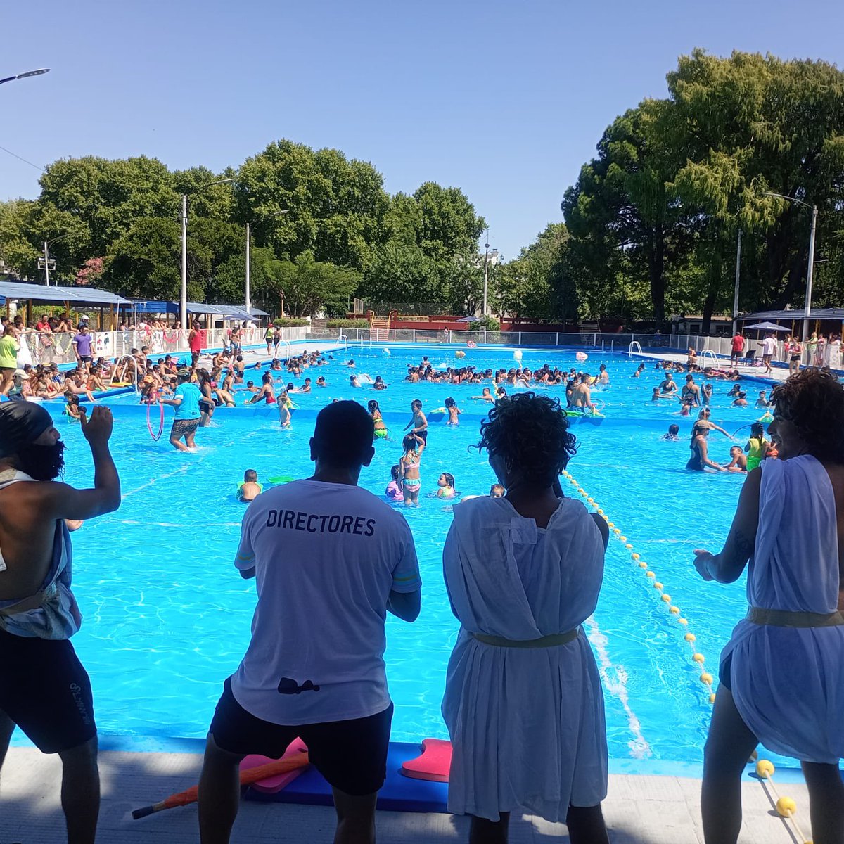 DeportesBA's tweet image. Fiesta del agua en el poli #Dorrego #ColoniasDeLaCiudad