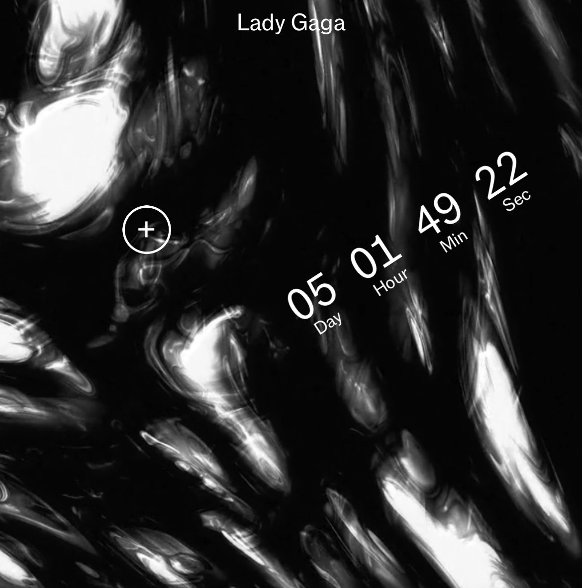 PopCrave's tweet photo. Lady Gaga will unveil the #LG7 title and release date on January 27, @TMZ reports. https://t.co/PmMtBj4UUZ