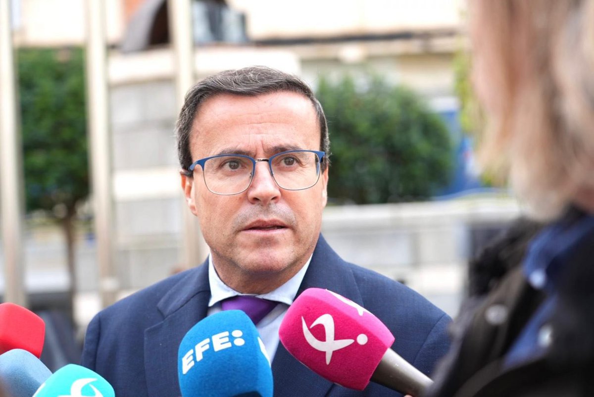 La retirada de los presupuestos representa el fracaso del gobierno de la señora Guardiola.

⌛️ El Partido Popular está haciendo perder el tiempo a Extremadura. 

🗞️ MÁS: psoeextremadura.com/la-retirada-de…

#LaTierraQueNosUne/❤️