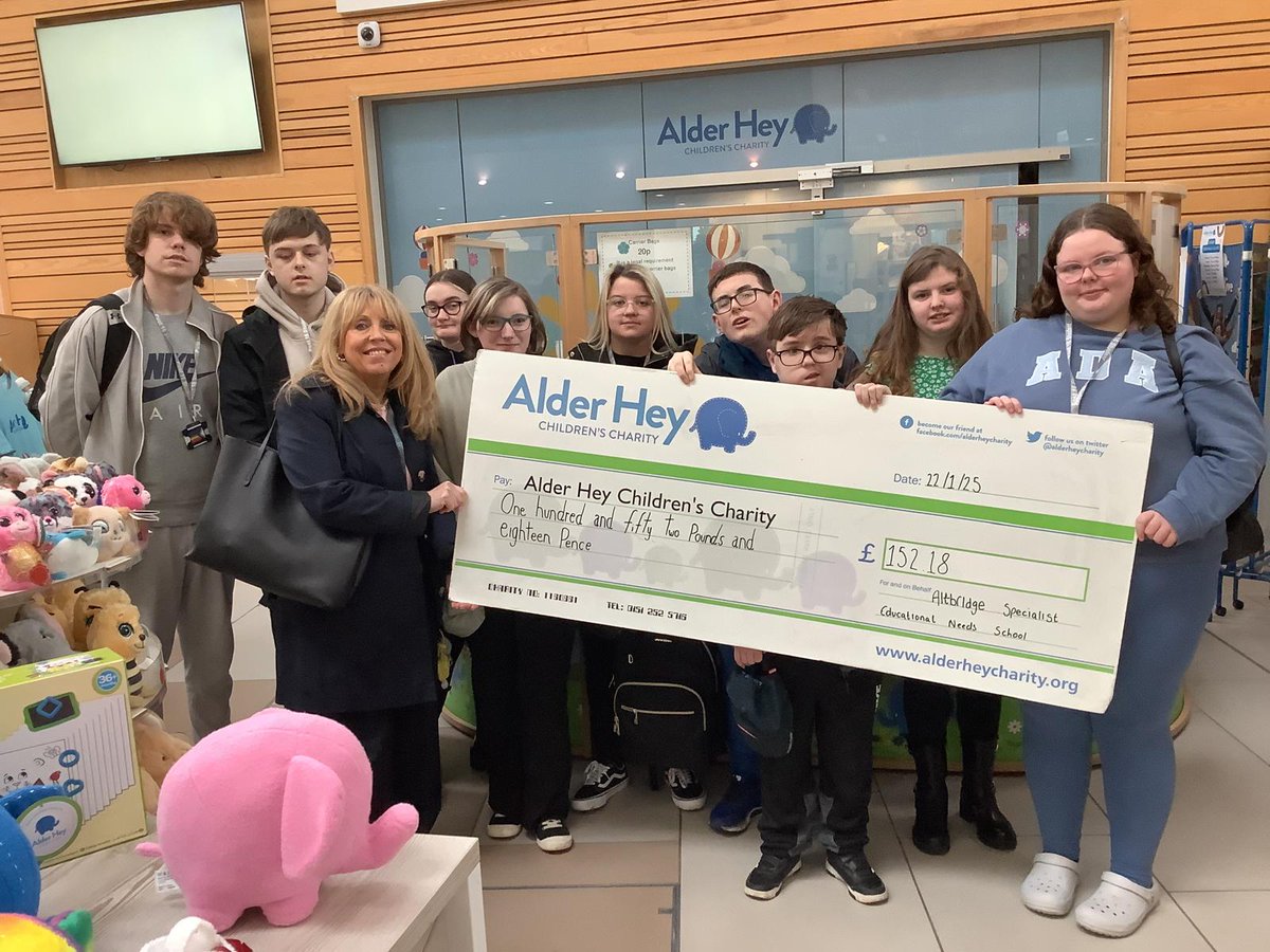Some of our Post 16 students visited Alder Hey this morning to deliver money that we had raised from our cake sale. Well done Post 16 we are so proud of you all! #teamworkmakesthedreamwork