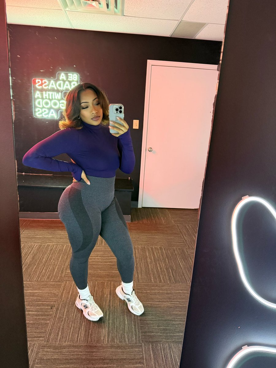 Hey twitter lol I guess I’m back