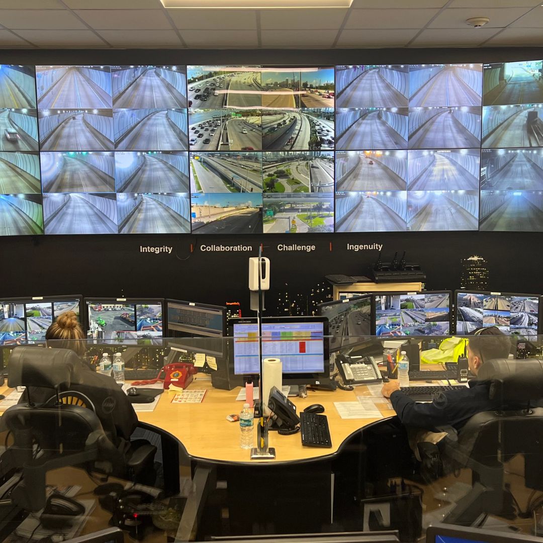 sensysnetworks's tweet photo. Miami Tunnel is leading the charge in innovative advancements with our Automatic Incident Detection technology. By leveraging AI with deep learning, tunnel operators are able to detect and respond to incidents faster, enhancing safety in the tunnel: https://t.co/E8Ter6L3vc https://t.co/AisZBfszkr